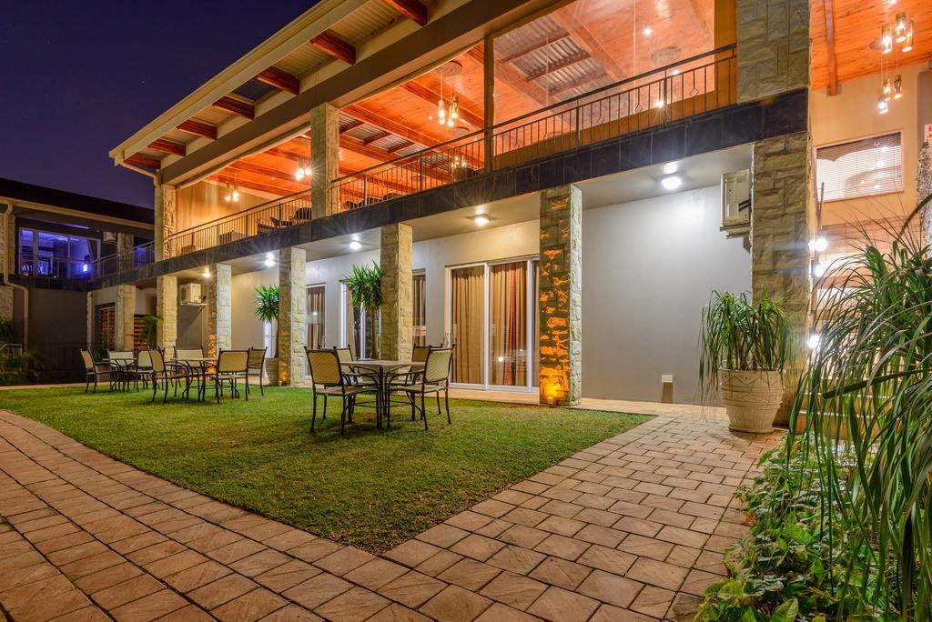 Umthunzi Hotel And Conference Umtentweni Екстериор снимка