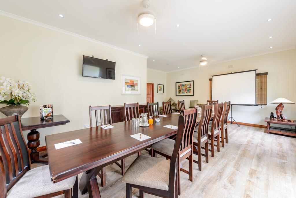 Umthunzi Hotel And Conference Umtentweni Екстериор снимка