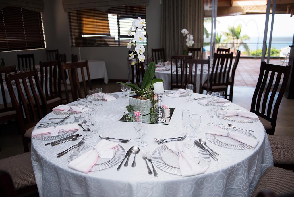 Umthunzi Hotel And Conference Umtentweni Екстериор снимка