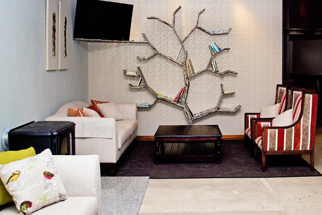 Umthunzi Hotel And Conference Umtentweni Екстериор снимка