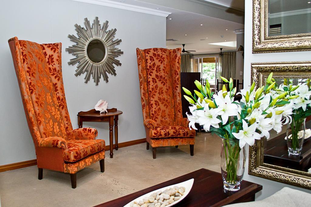Umthunzi Hotel And Conference Umtentweni Екстериор снимка
